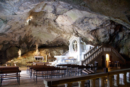 Sainte-Baume/La grotte réouverte