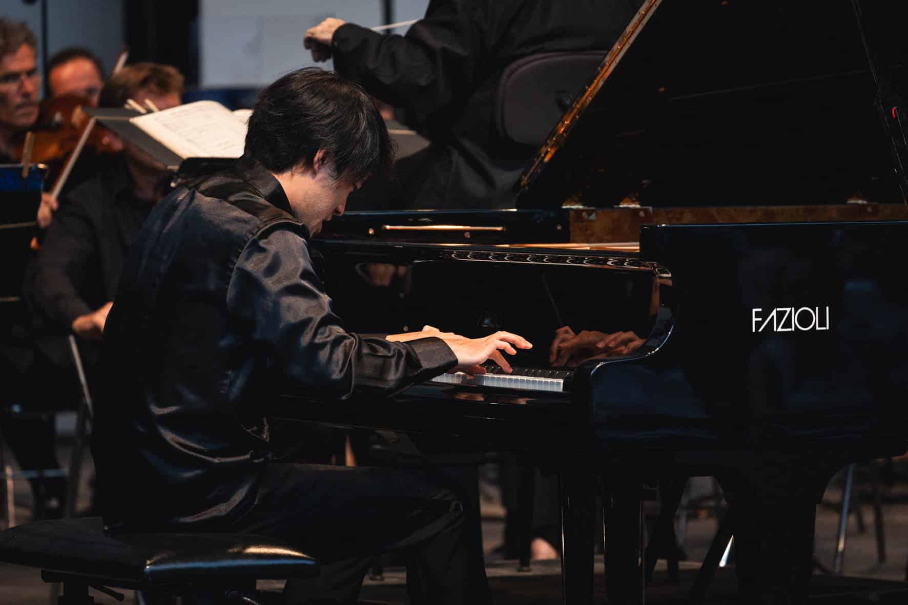 Bruce Liu 13 déf